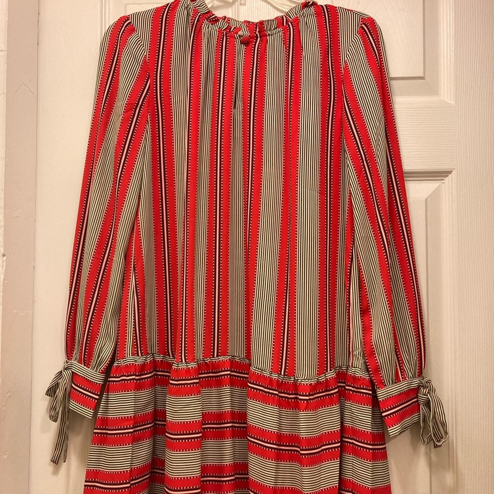 GREAT FOR XMAS!🎄LOFT striped dress xs